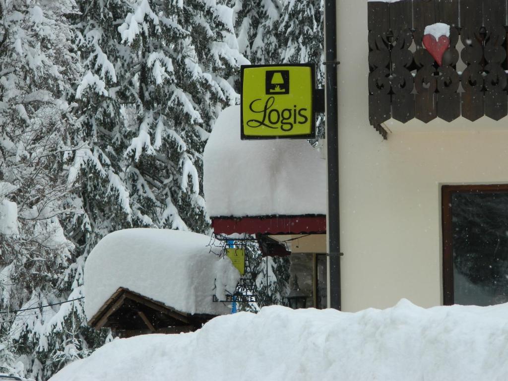 Logis Hotel Les Sapins Montriond Zewnętrze zdjęcie